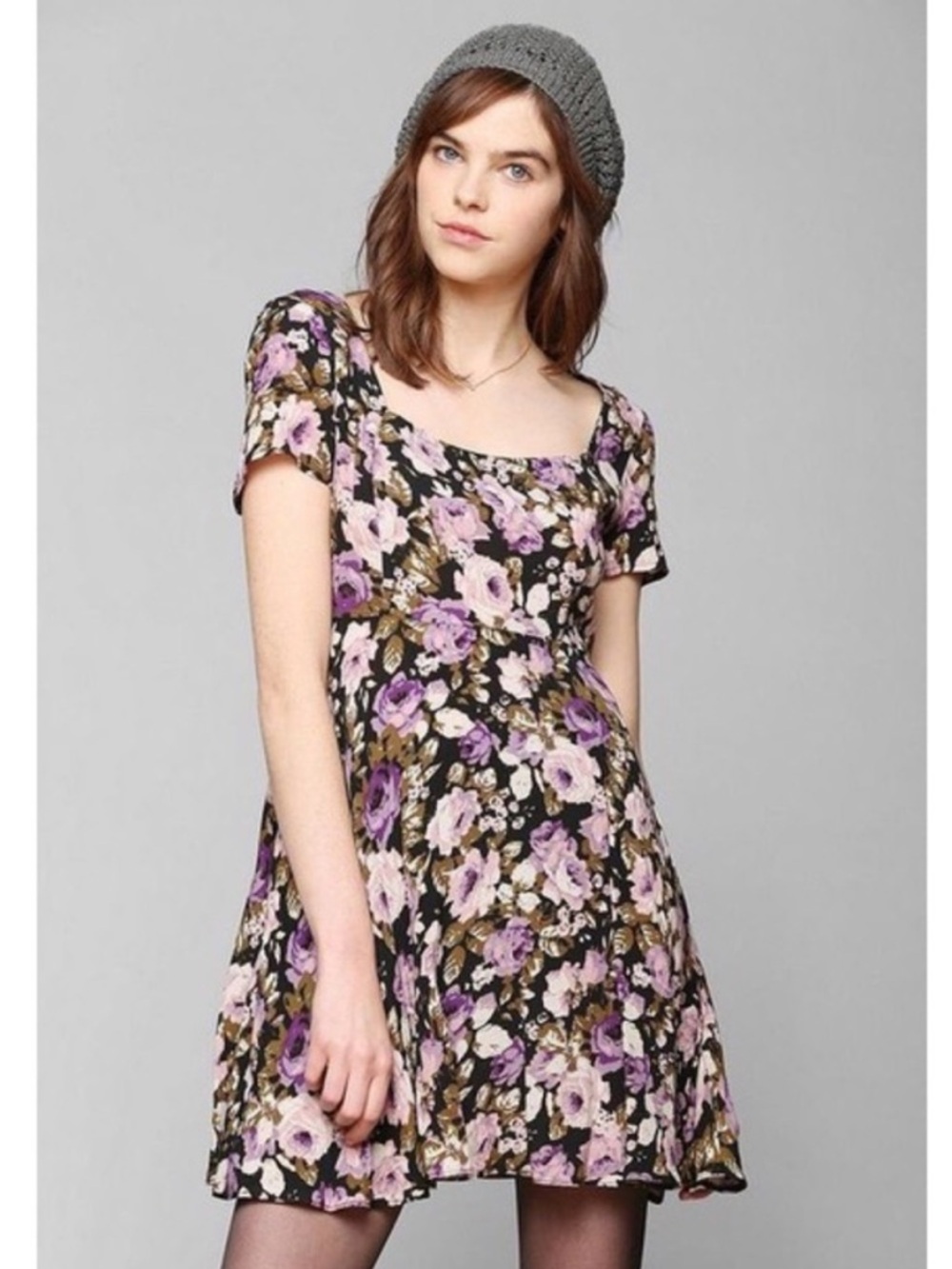 NWOT Kimchi Blue Floral Scoop Neck Short Sleeve Dress in Black and Lavender